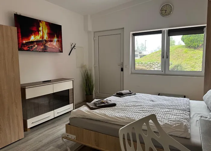 Ferienvermietung: Fit-Relax Apartments Meersburg mit eigenem Sportstudio